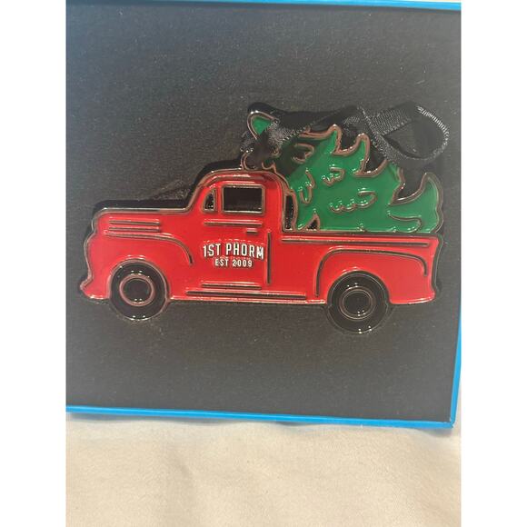 1st Phorm old red truck with Christmas tree ornament NIB holiday collectible - Picture 2 of 7